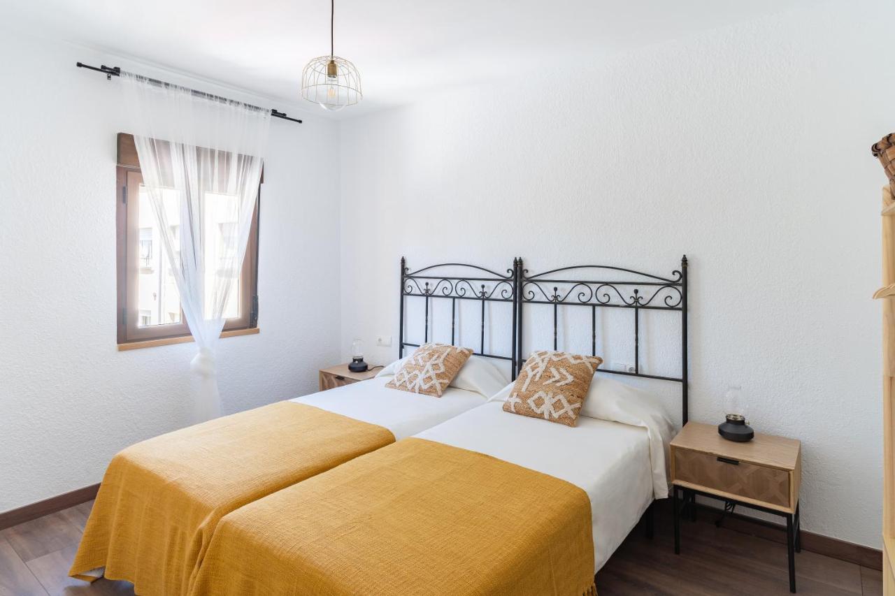 Apartament Housingleon - Atico Gaudi Zewnętrze zdjęcie